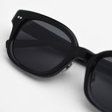 Atlas | Black / Black